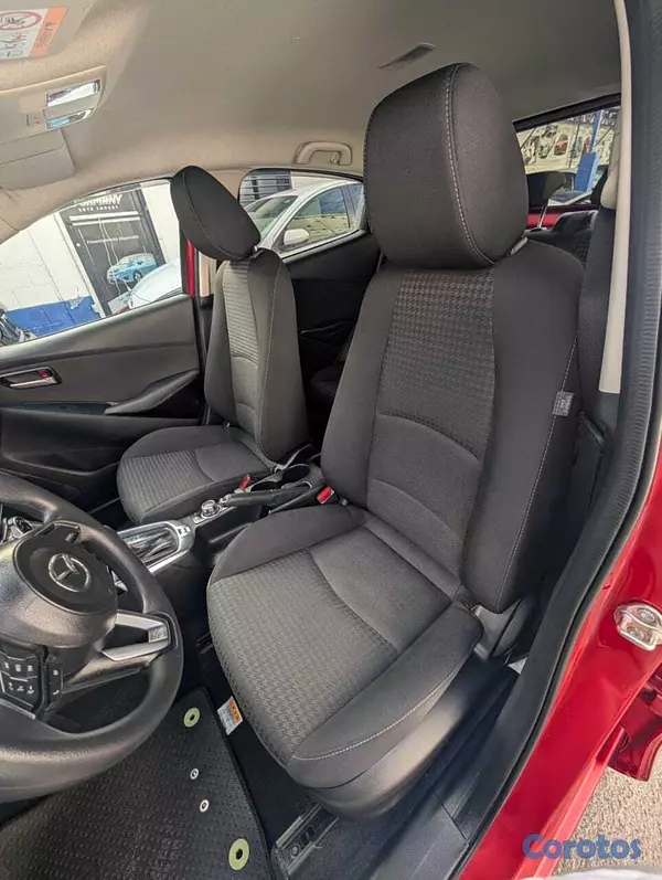 carros - MAZDA DEMIO 2020 9