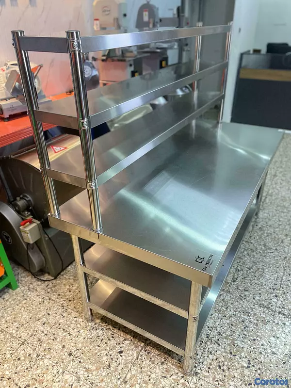 equipos profesionales - Mesa de trabajo de 3 niveles acero inoxidable 8