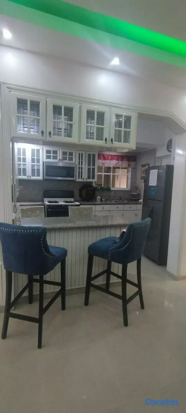 apartamentos - Amplio y acogedor apartamento de 3 Habitaciónes cada una con su baño 2