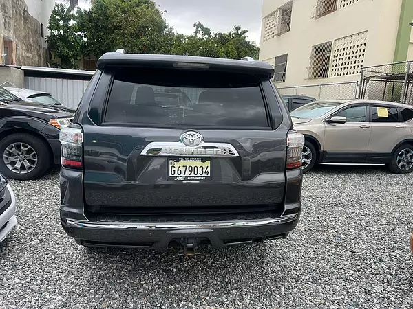 jeepetas y camionetas - toyota 4runner  3