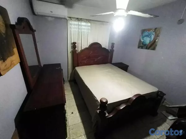 muebles y colchones - De oportunidad juego de cuarto en Caoba Centenaria 8