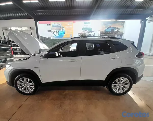 jeepetas y camionetas - Chevrolet Tracker LT 2023 9