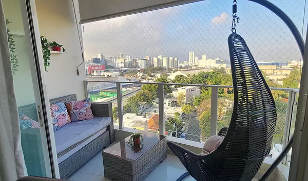 apartamentos - SE VENDE

Apartamento en 8vo piso con hermosa vista. En Av. Lope de Vega, Arroyo 8