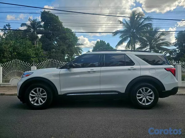jeepetas y camionetas - Ford Explorer xlt 2023 8