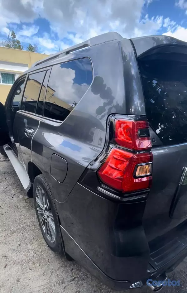jeepetas y camionetas - TOYOTA PRADO TXL 2014, DOBLE KIT 2022, PANTALLA GR 13