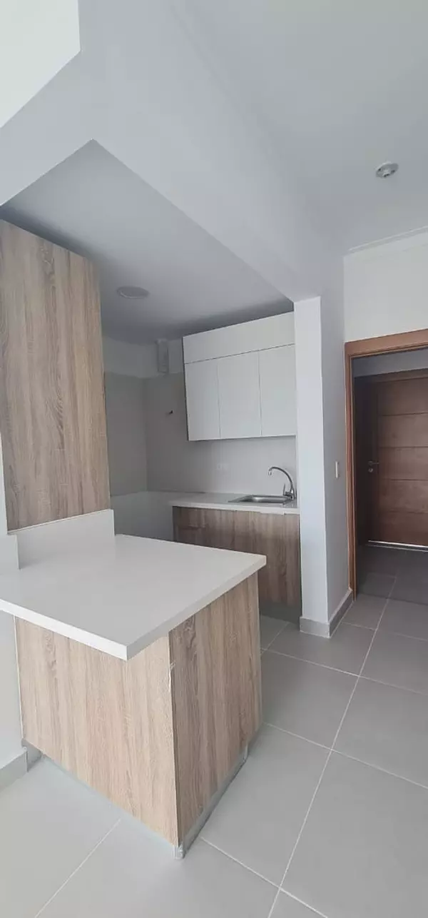 apartamentos - Se alquila apartamento en Evaristo Morales 7