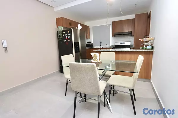 habitaciones y viviendas compartidas - Alquilo habitación con baño SOLO para mujer estudi 5