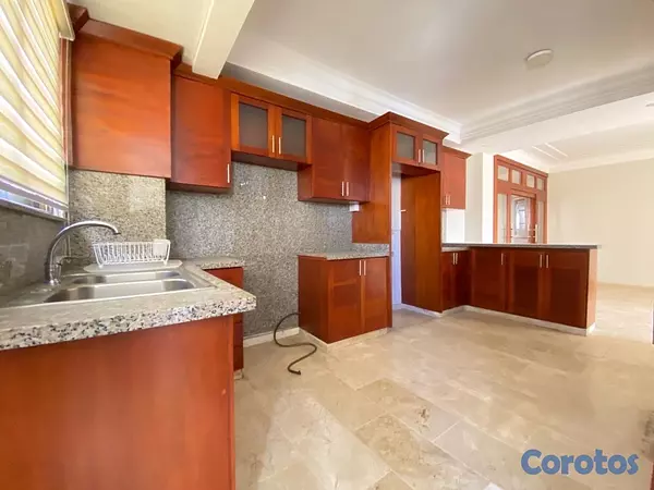 apartamentos - venta en los Casicasgos apto clásico con terminaciones en mármol de 3 hab  12