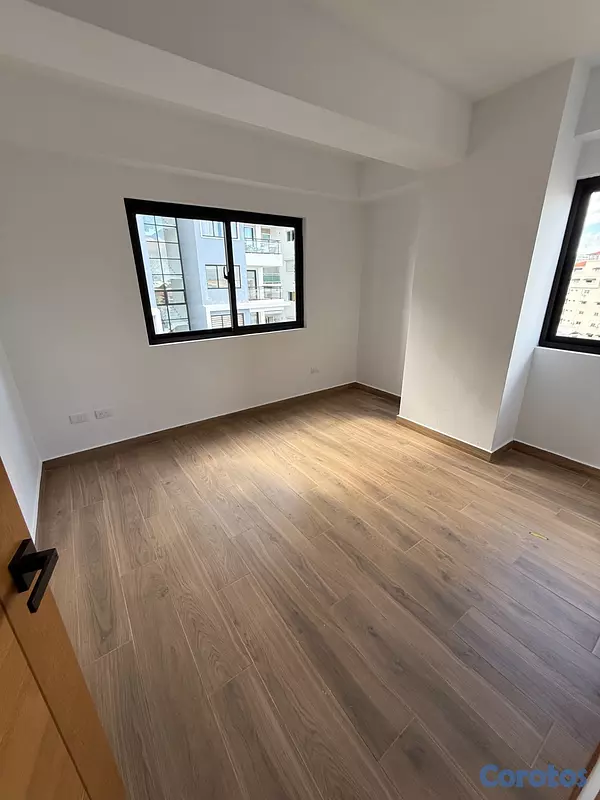 apartamentos - Torre Nueva en Urb Real 2hab+S, 2 parqueo, acabados de 1ra, amenidades completas 10