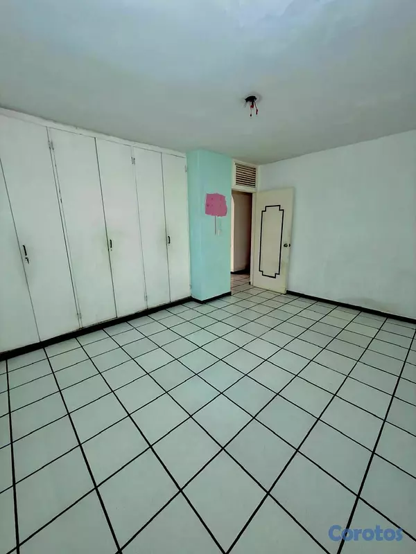 casas - SE RENTA CASA PARA LOCAL COMERCIAL – REPARTO DEL E 11