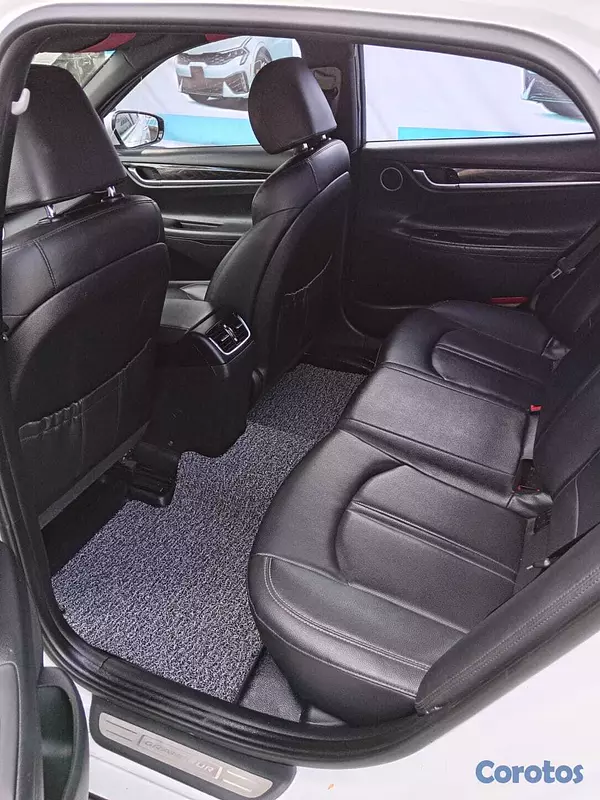 carros - HYUNDAI GRANDEUR 2018 BLANCO 12