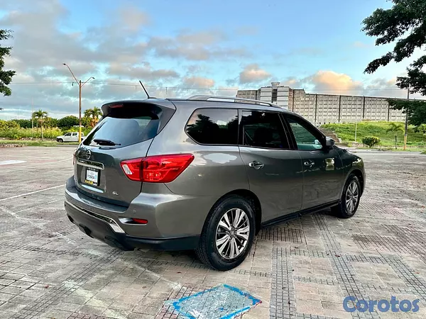 jeepetas y camionetas - Oportunidad Nissan Pahifander  7