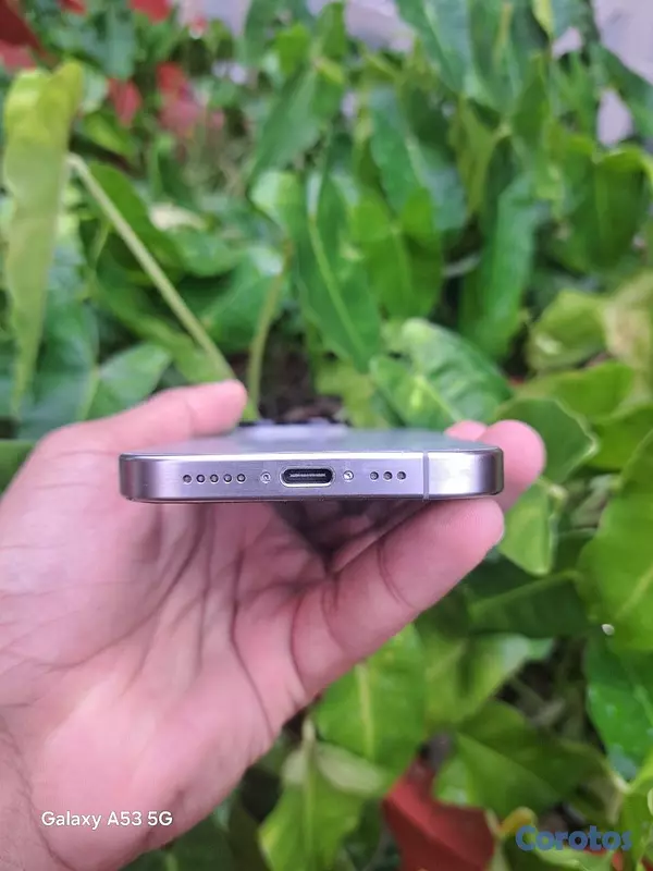 celulares y tabletas - Venta de dispositivo Iphone 15 Pro de 256 GB facto 5