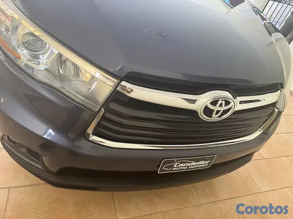 jeepetas y camionetas - Toyota Highlander XLE 4WD 2015 16
