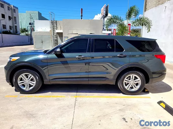 jeepetas y camionetas - Ford Explorer 2022 18