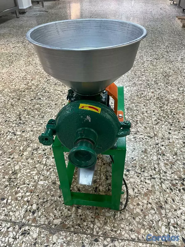 equipos profesionales - Moledora tritura molino de granos secos de 100kg c 4