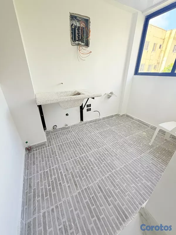 apartamentos - venta de apartamento 3er piso con terraza en la autopista de san isidro prado 6