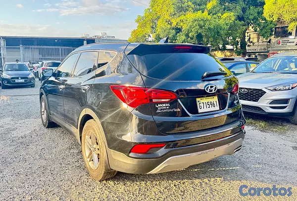 jeepetas y camionetas - Hyundai Santafe Sport 2017 5