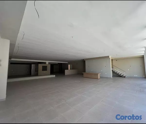 solares y terrenos - Locales comerciales 1er nivel Naco Santo Domingo 4