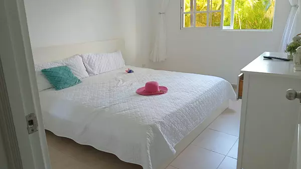 casas vacacionales y villas - VENTA CASA TIPO VILLA AMUEBLADA EN COSTA BÁVARO BEACH RESORT 7