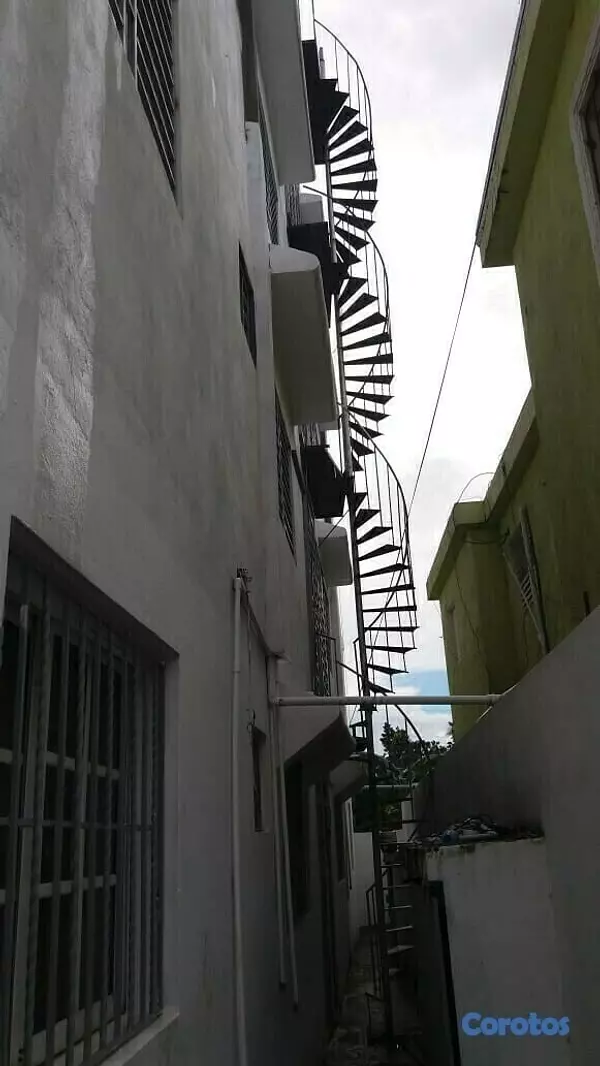 construccion e industrial - Taller Ricardo Herrería En General, Toldos, Verjas Y Mas! 2