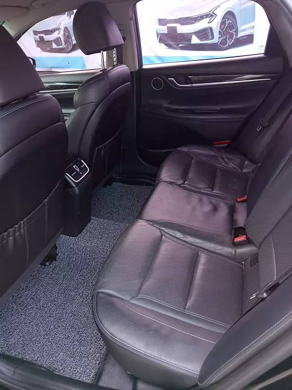carros - HYUNDAI GRANDEUR 2018 NEGRO 10