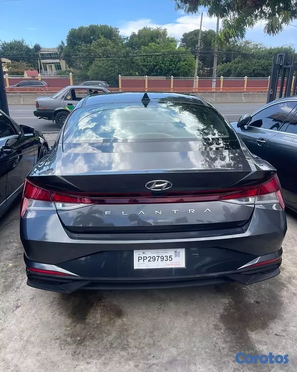 carros - HYUNDAI ELANTRA SE 2021 3