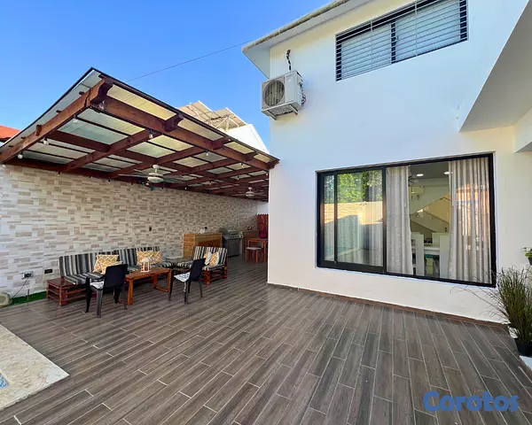 casas - Casa Moderna en Arroyo Hondo III con piscina  10