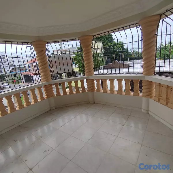 casas - TU PRÓXIMO HOGAR TE ESPERA EN FERNÁNDEZ ORIENTAL,  5