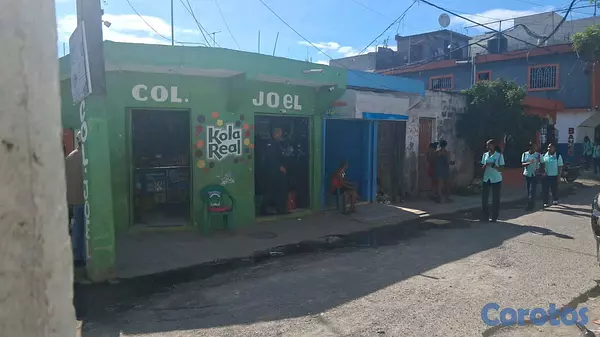 oficinas y locales comerciales - venta de local comercial y una vivienda incluida  3