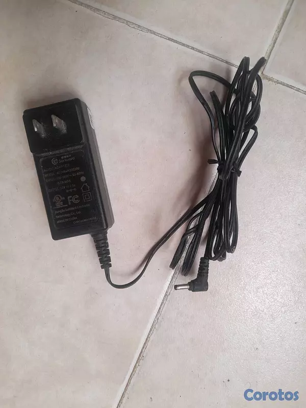 accesorios para electronica - 🔌 Cargador original laptop ClassMate República Digital  100% funcional 2