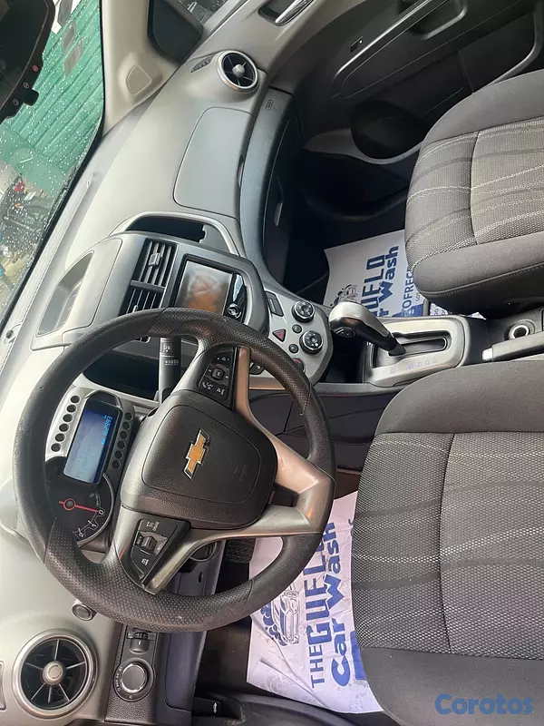 carros - Chevrolet Sonic LT 2014 2