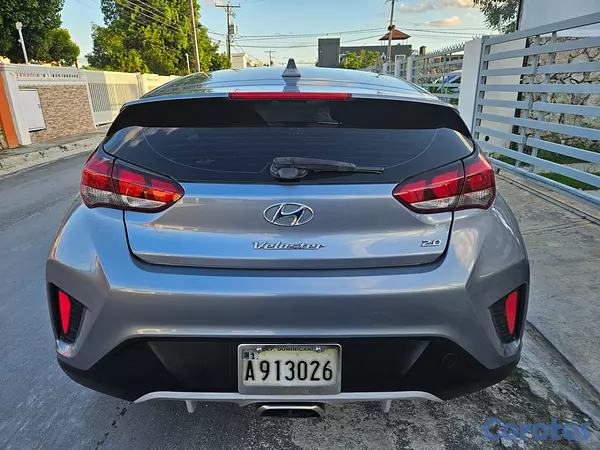 carros - Hyundai Veloster 2019, versión base, motor 2.0 nat 5