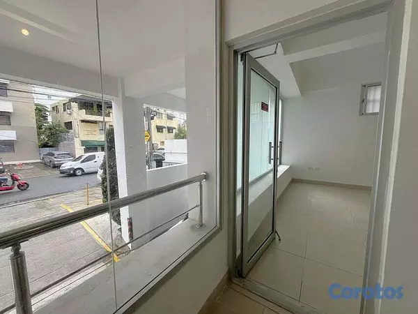 oficinas y locales comerciales - Local comercial en alquiler en naco 7