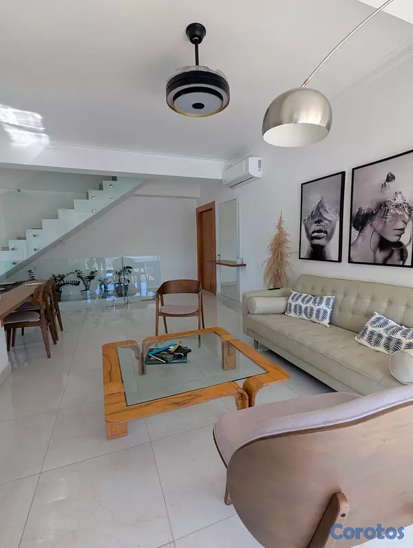 penthouses - Naco. Encantador penthouse de 3 niveles, 2 hab + a 2