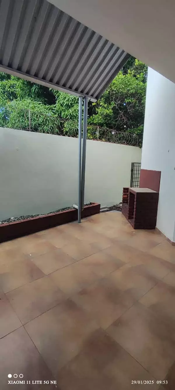 casas - Vendo casa en El Pedregal, Av. Independencia  6