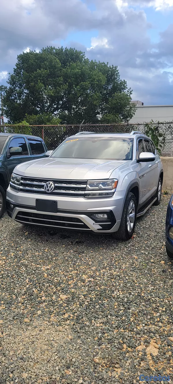 jeepetas y camionetas - VOLSWAGEN ATLAS SEL 2018 3