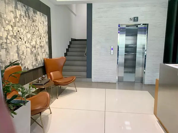oficinas y locales comerciales - Oficina en torre corporativa 5