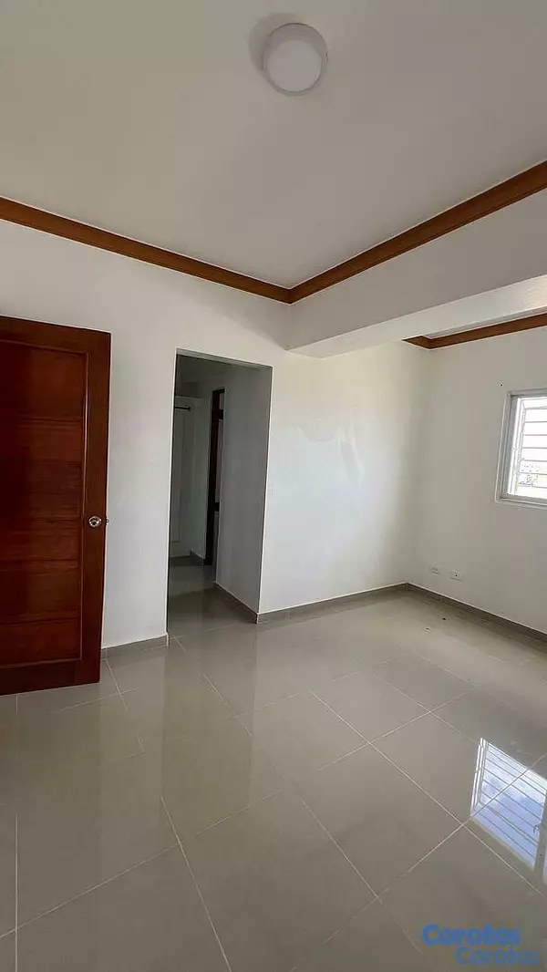apartamentos - venta de apartamento con 175mts  5to piso con terraza en vista hermosa sto Dgo 9