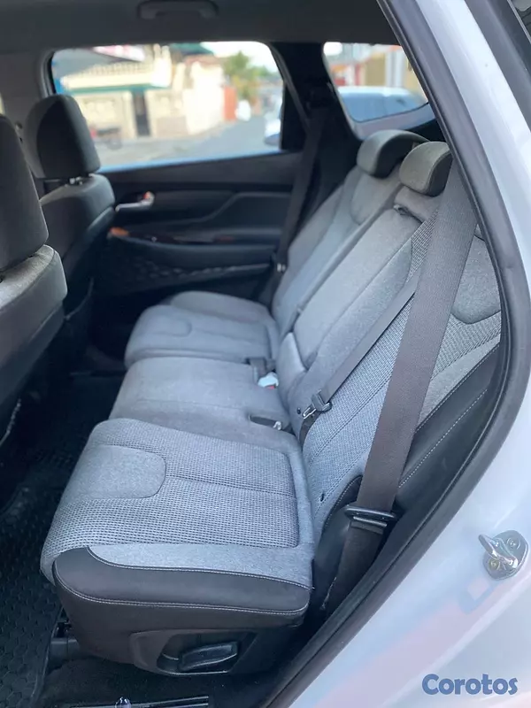 jeepetas y camionetas - Hyundai Santa Fe Doch  8