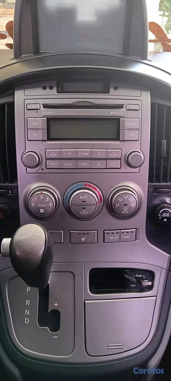 otros vehiculos - Vendo guagua Hyundai Hi 2014 5
