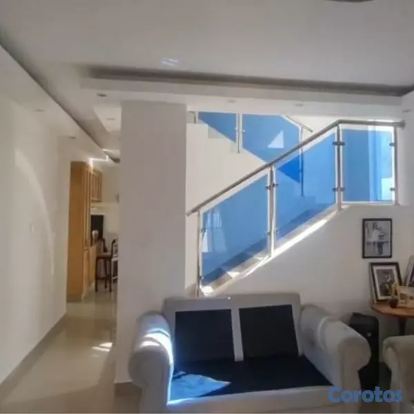 casas - VENDO casa en km 13 Aut. Duarte, detras de La Sire 2