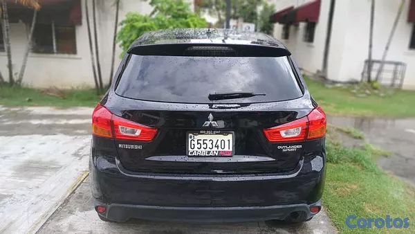 jeepetas y camionetas - Mitsubishi Outlander Sport 2015 9
