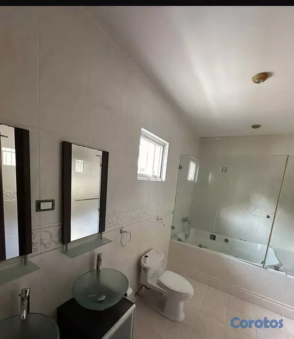 casas - Alquiler de Casa en Los Cacicazgos 5