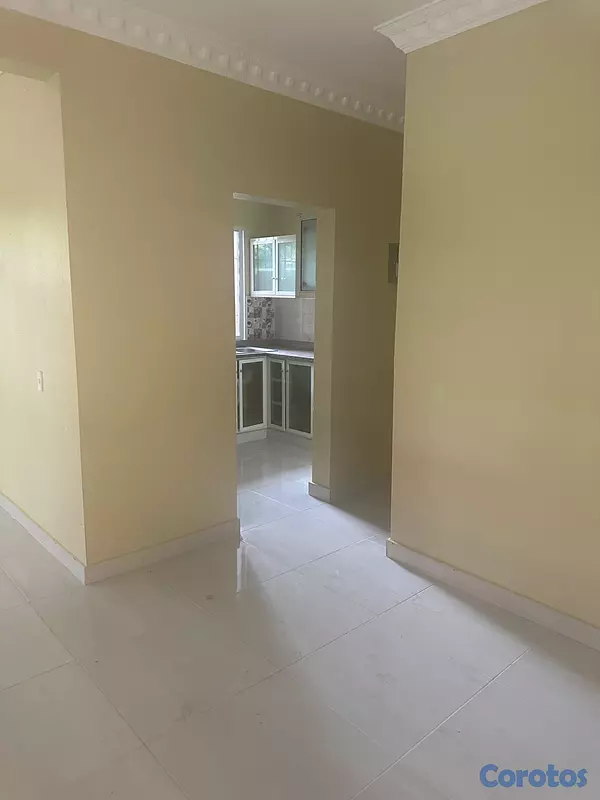 casas - Alquilo casa en la cienega el km 14 $23,000 un pri 3