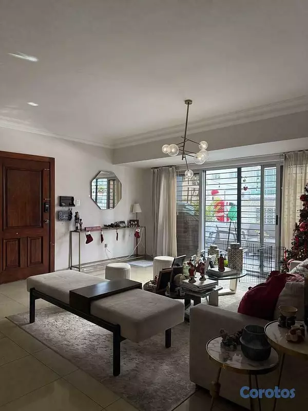 apartamentos - Venta | 2do nivel con terraza en Evaristo Morales 4