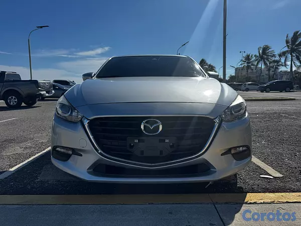 carros - 🚗 Mazda Axela 2018 (Mazda 3)  – Excelente condició 11