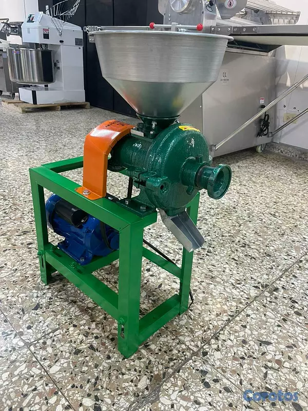 equipos profesionales - Moledora tritura molino de granos secos de 100kg c 7