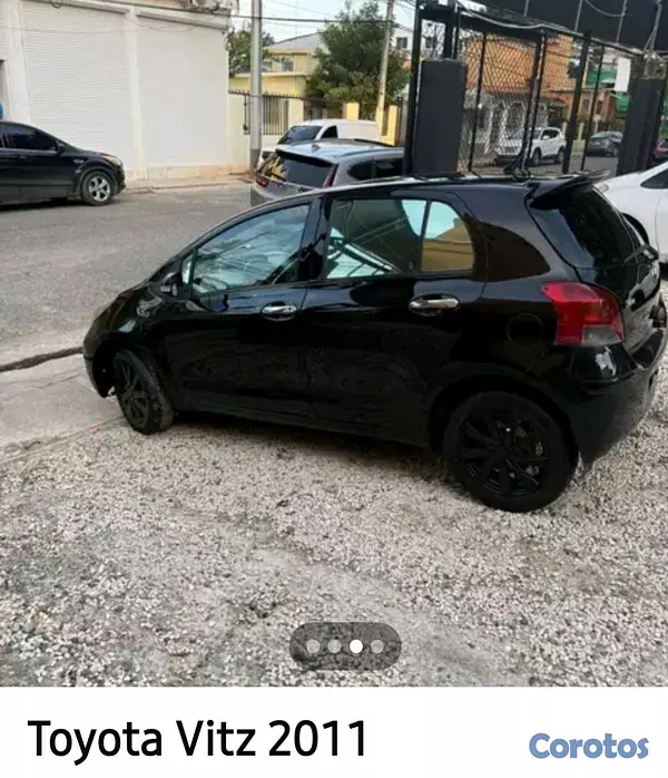 carros - Toyota Vitz   2