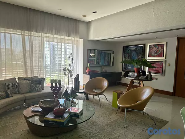 apartamentos - Penthouse de Lujo en Evaristo Morales a Pasos de l 13